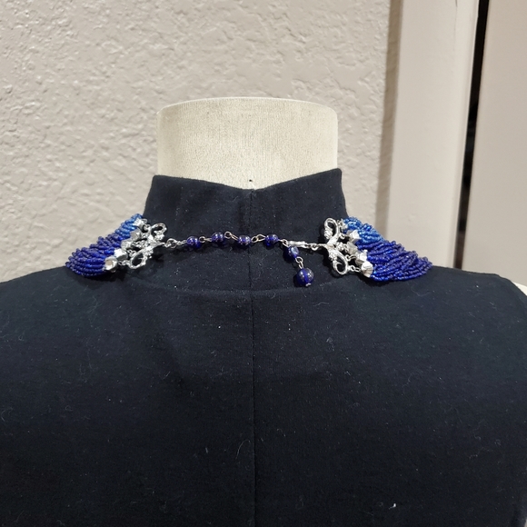Vintage Beaded Necklace - Picture 4 of 5